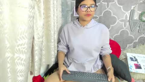 sidney_brownn online show from 11, 6, 2026