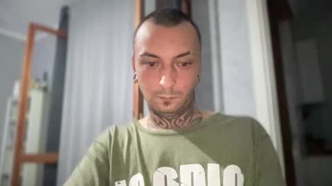 Snapshot of sidvicious23cm chatting on 22, 9, 2025 sidvicious23cm online show from 22, 9, 2025