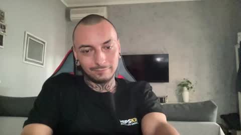 Snapshot of sidvicious23cm chatting on 30, 10, 2025 sidvicious23cm online show from 30, 10, 2025