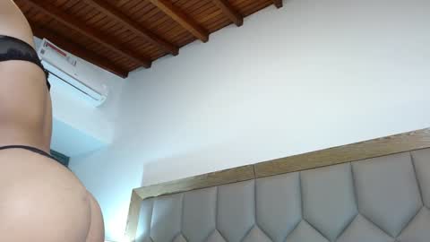 SIENA STONE online show from 17, 1, 2025