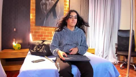 SinnaDark online show from 29, 3, 2026