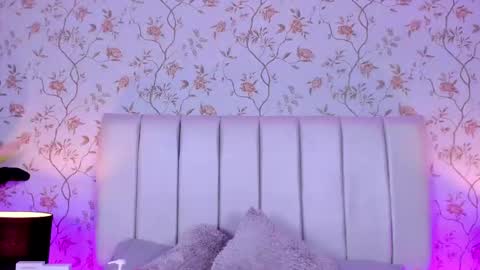 Camila Vargas online show from 22, 2, 2025