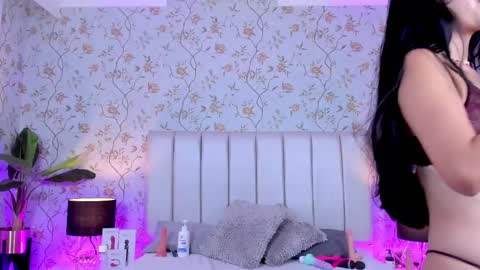 Camila Vargas online show from 24, 2, 2025