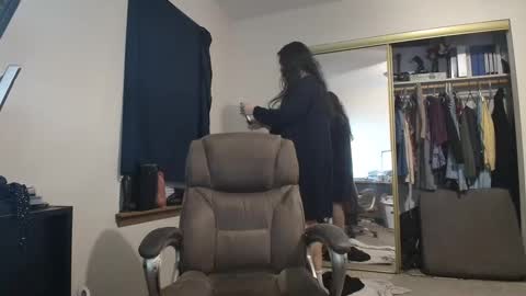 Nicole Zelaya Ferrati  Niky Ferrati online show from 9, 12, 2024