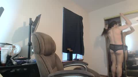 Nicole Zelaya Ferrati  Niky Ferrati online show from 9, 2, 2025