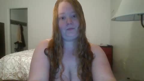 Snapshot of sierra_bby chatting on 4, 12, 2025 sierra_bby online show from 4, 12, 2025