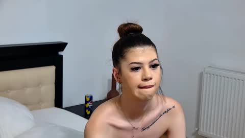 Snapshot of sierra_halle chatting on 19, 2, 2025 SIERRA online show from 19, 2, 2025