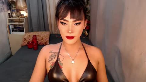 Snapshot of sierrafina_mcbride chatting on 18, 12, 2025 Sierrafina online show from 18, 12, 2025