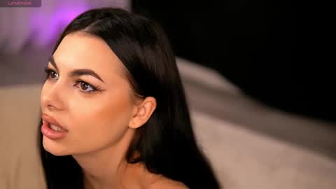 Snapshot of sierravyx chatting on 23, 10, 2025 Maria online show from 23, 10, 2025