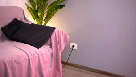 Snapshot of sierravyx chatting on 2, 12, 2025 Maria online show from 2, 12, 2025