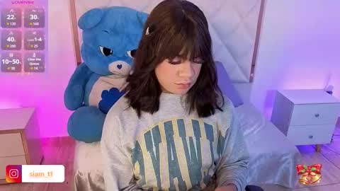 Snapshot of siiam_tay chatting on 3, 11, 2025 Siiam Tay online show from 3, 11, 2025