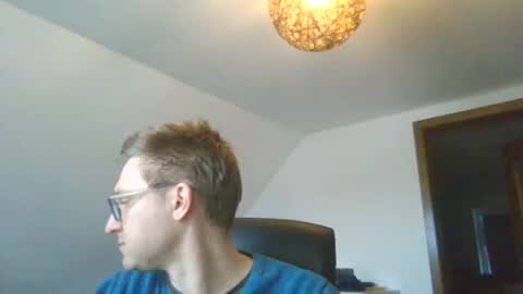 Snapshot of silent_control93 chatting on 27, 11, 2025 silent_control93 online show from 27, 11, 2025