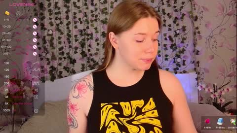 Snapshot of silent_princesses chatting on 21, 1, 2025 Chloe online show from 21, 1, 2025