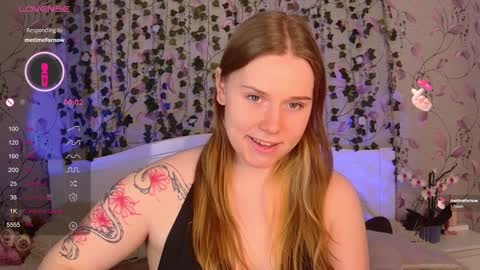 Snapshot of silent_princesses chatting on 29, 1, 2025 Chloe online show from 29, 1, 2025