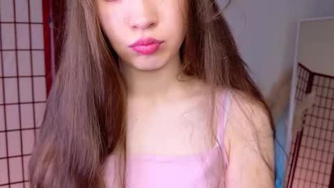 Snapshot of silentlily chatting on 17, 12, 2025 Lily online show from 17, 12, 2025