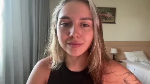 You fav Miss Si online show from 10, 4, 2026