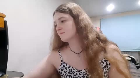 Elisabet online show from 3, 11, 2025