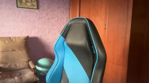 Snapshot of silksinner_ chatting on 1, 6, 2026 Erica online show from 1, 6, 2026