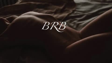 Snapshot of silky_huzelnut chatting on 25, 9, 2025 Mila online show from 25, 9, 2025