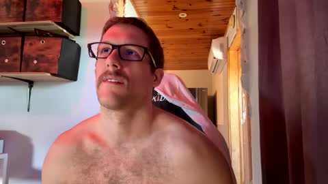 Snapshot of sillydillynewfie chatting on 5, 5, 2026 Silly Dilly Newfie online show from 5, 5, 2026