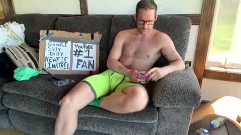 Silly Dilly Newfie online show from 17, 6, 2026