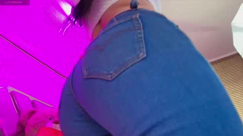 SIlvana  online show from 29, 9, 2025