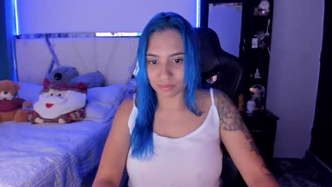 Snapshot of silver_jinx chatting on 8, 1, 2025 powder online show from 8, 1, 2025