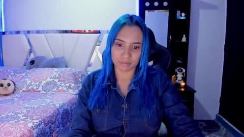 Snapshot of silver_jinx chatting on 15, 1, 2025 powder online show from 15, 1, 2025