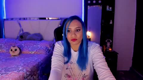 Snapshot of silver_jinx chatting on 16, 1, 2025 powder online show from 16, 1, 2025