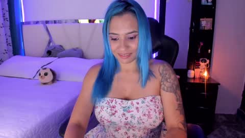 Snapshot of silver_jinx chatting on 2, 2, 2025 powder online show from 2, 2, 2025