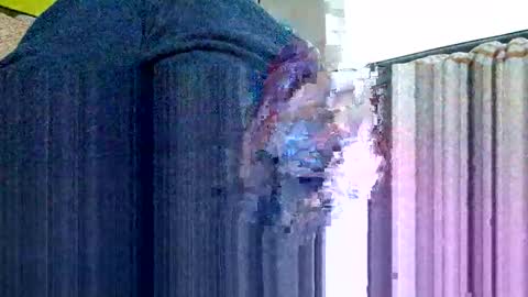 Snapshot of silversurfer1974 chatting on 23, 10, 2025 silversurfer1974 online show from 23, 10, 2025