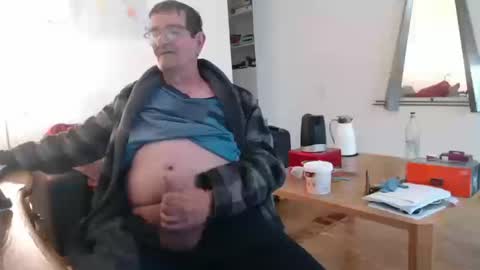 Snapshot of silvioausluzernch2 chatting on 11, 3, 2026 silvioausluzernCH2 online show from 11, 3, 2026