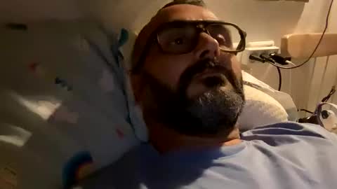 Snapshot of simon_bb chatting on 4, 5, 2026 Si online show from 4, 5, 2026