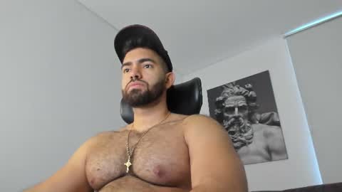 Snapshot of simon_leon01 chatting on 28, 6, 2026 simon_leon01 online show from 28, 6, 2026