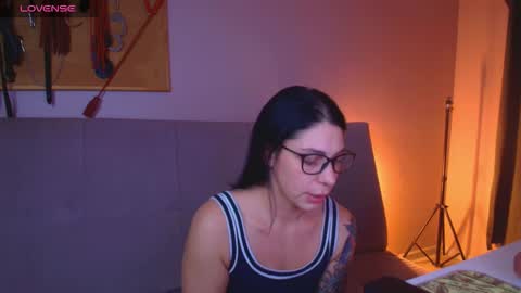 simona_moonshine online show from 13, 1, 2026