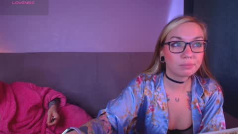 simona_moonshine online show from 30, 3, 2026