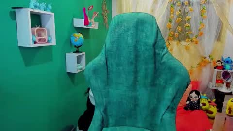 Snapshot of simone_simpson chatting on 1, 12, 2025 Simon Simpson Modelo Independiente online show from 1, 12, 2025