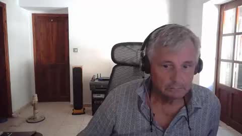 Simon online show from 7, 10, 2025