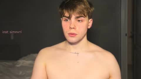 Snapshot of simonwnl chatting on 25, 11, 2025 Simon online show from 25, 11, 2025