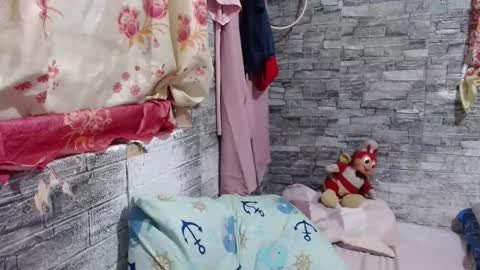 Snapshot of simplehotela chatting on 13, 11, 2025 Ela online show from 13, 11, 2025