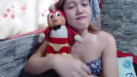 Snapshot of simplehotela chatting on 28, 11, 2025 Ela online show from 28, 11, 2025