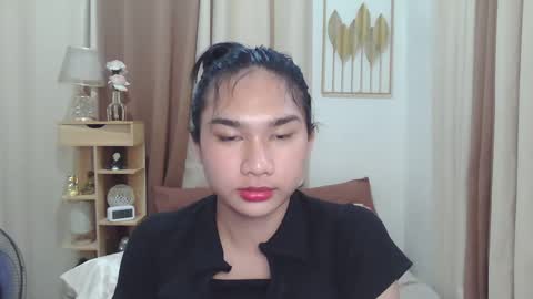 Snapshot of simply_francine chatting on 5, 2, 2025 simply francine online show from 5, 2, 2025