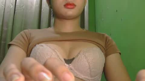 Snapshot of simply_francine chatting on 5, 3, 2025 simply francine online show from 5, 3, 2025