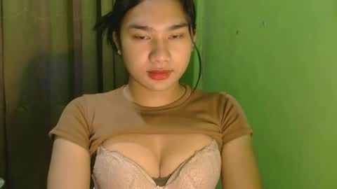 Snapshot of simply_francine chatting on 6, 3, 2025 simply francine online show from 6, 3, 2025