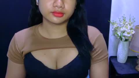 Snapshot of simply_francine chatting on 12, 9, 2025 simply francine online show from 12, 9, 2025