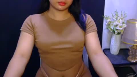 Snapshot of simply_francine chatting on 13, 9, 2025 simply francine online show from 13, 9, 2025