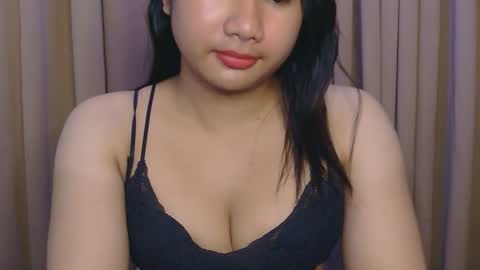 Snapshot of simply_francine chatting on 28, 9, 2025 simply francine online show from 28, 9, 2025