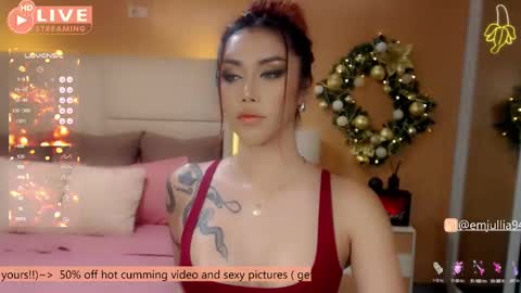Snapshot of simplyjullia chatting on 10, 12, 2024 online show from 10, 12, 2024