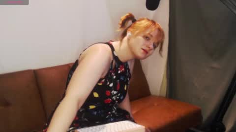 Snapshot of sinchip chatting on 1, 10, 2025 Sunny online show from 1, 10, 2025