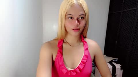 Snapshot of sinfulrose_ chatting on 11, 1, 2026 sinfulrose_ online show from 11, 1, 2026